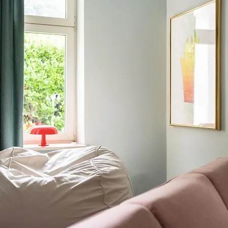 Maria Luise Comfortable *